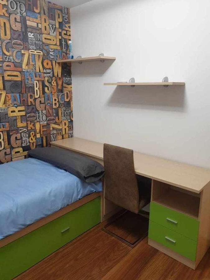 Centro Aparcamiento Gratuito Al Lado Del Pilar Leilighet Zaragoza Eksteriør bilde